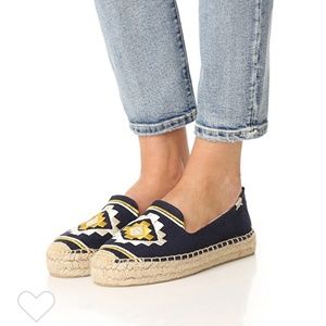 Saludos | Embroided Platform Smoking platform